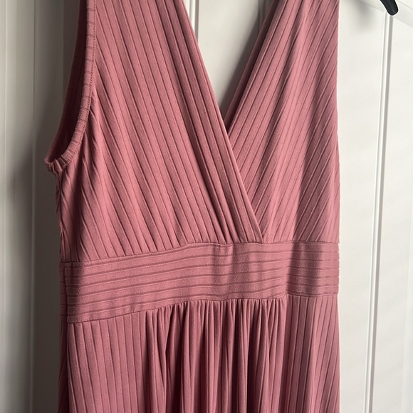 Blush Maxi Dress - Picture 3 of 4